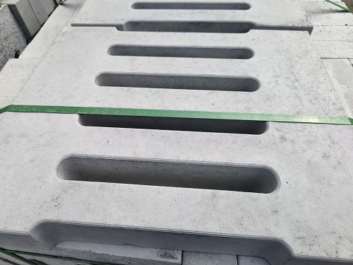 水泥雨水篦子圖片，水泥雨水篦子高清圖片，水泥雨水篦子成品圖片，水泥雨水口立篦子圖片，四孔水泥雨水篦子圖片