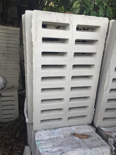 水泥雨水篦子圖片，水泥雨水篦子高清圖片，水泥雨水篦子成品圖片，水泥雨水口立篦子圖片，四孔水泥雨水篦子圖片